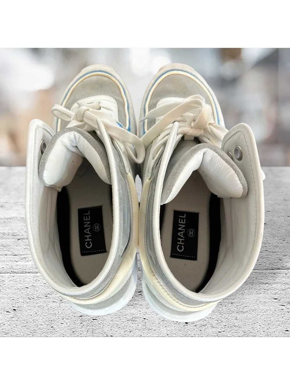 CHANEL BLUE, WHITE, GREY HIGH TOP TRAINER SNEAKER SIZE 39 G33726